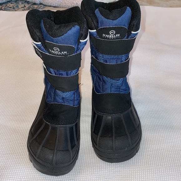 Magellan Winter Boys Boots Insulant Size 12 Black and blue - Picture 3 of 14